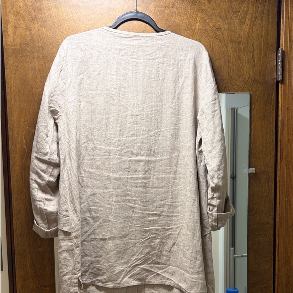 Flax Natural Linen V-Neck Tunic - Picture 2 of 3